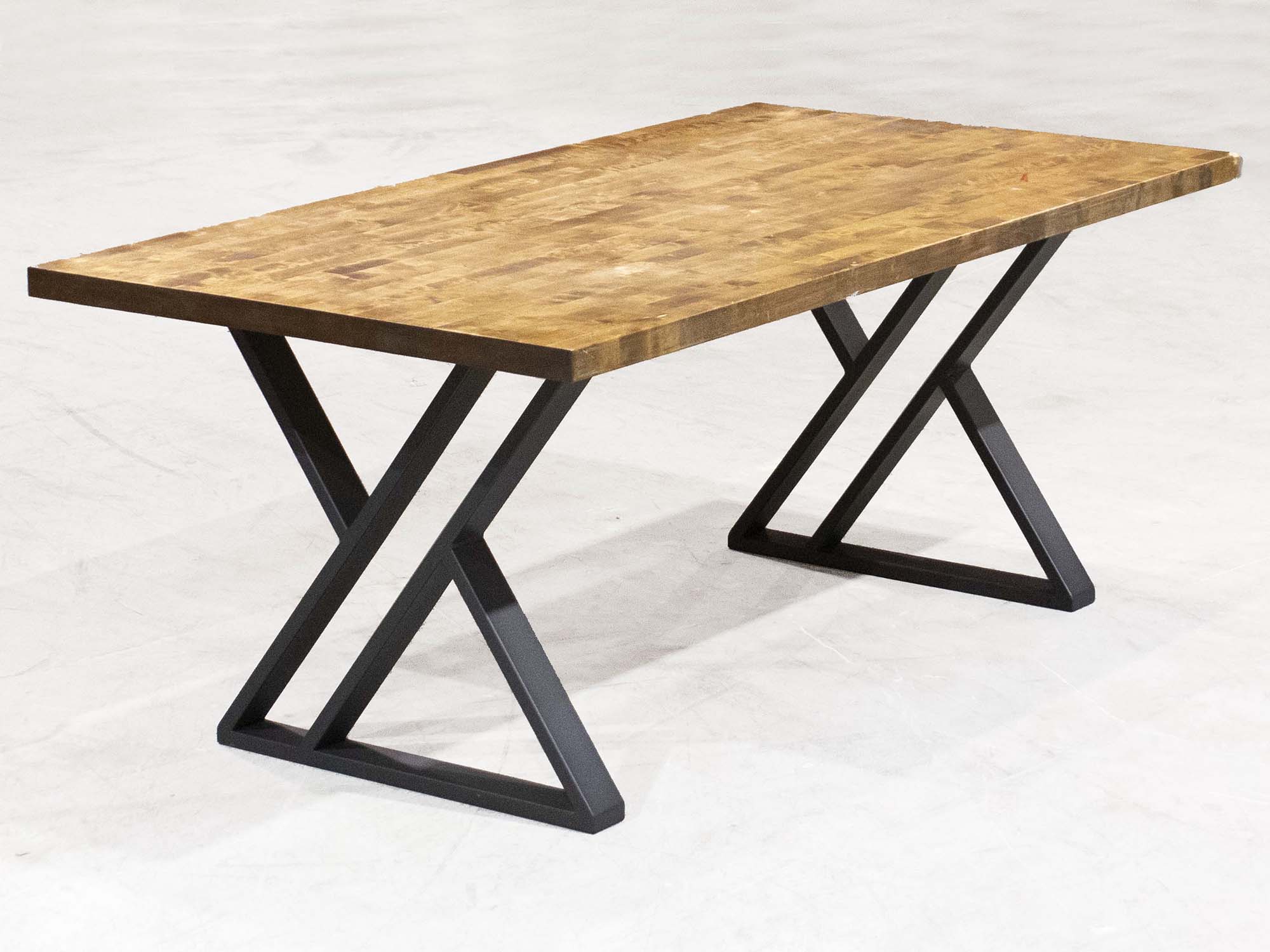 Z-shaped-dining-table-legs-SS1110.jpg